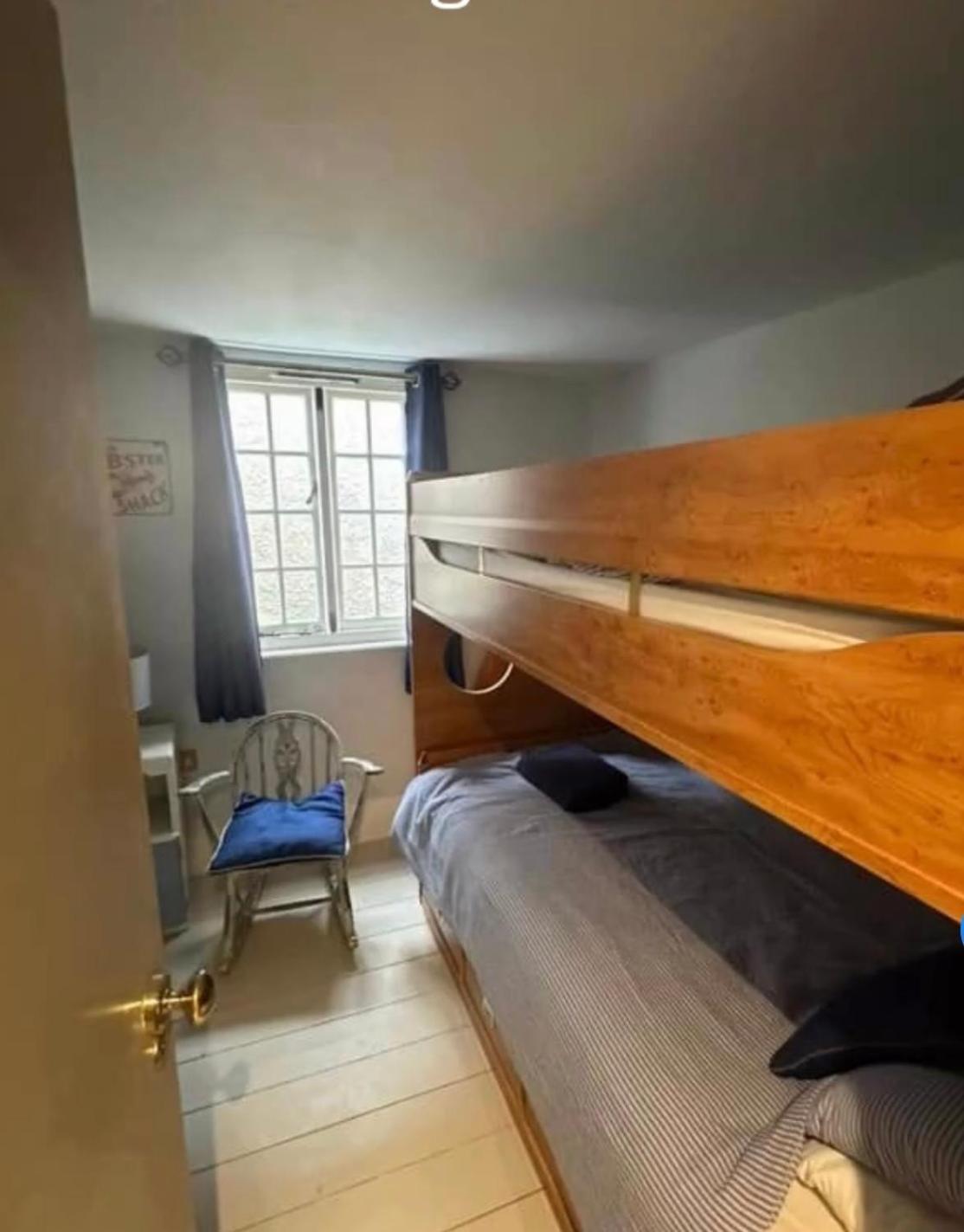 Little Monmouth 4 Bedroom Cottage, Old Town Lyme Regis, Dog Friendly And Parking Εξωτερικό φωτογραφία