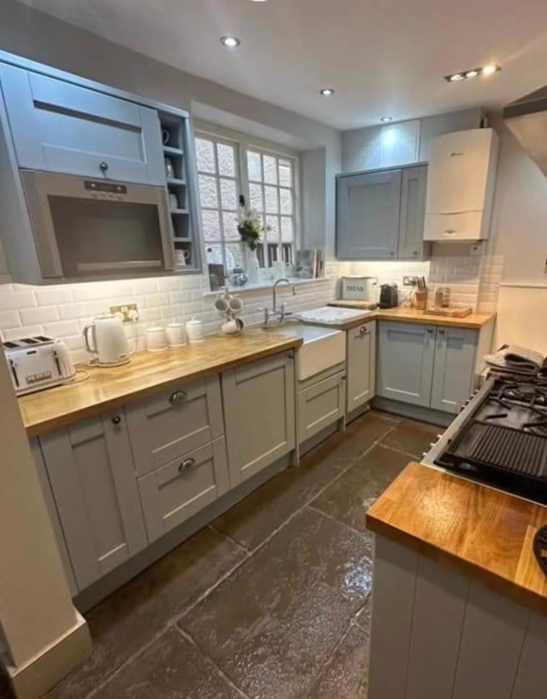 Little Monmouth 4 Bedroom Cottage, Old Town Lyme Regis, Dog Friendly And Parking Εξωτερικό φωτογραφία