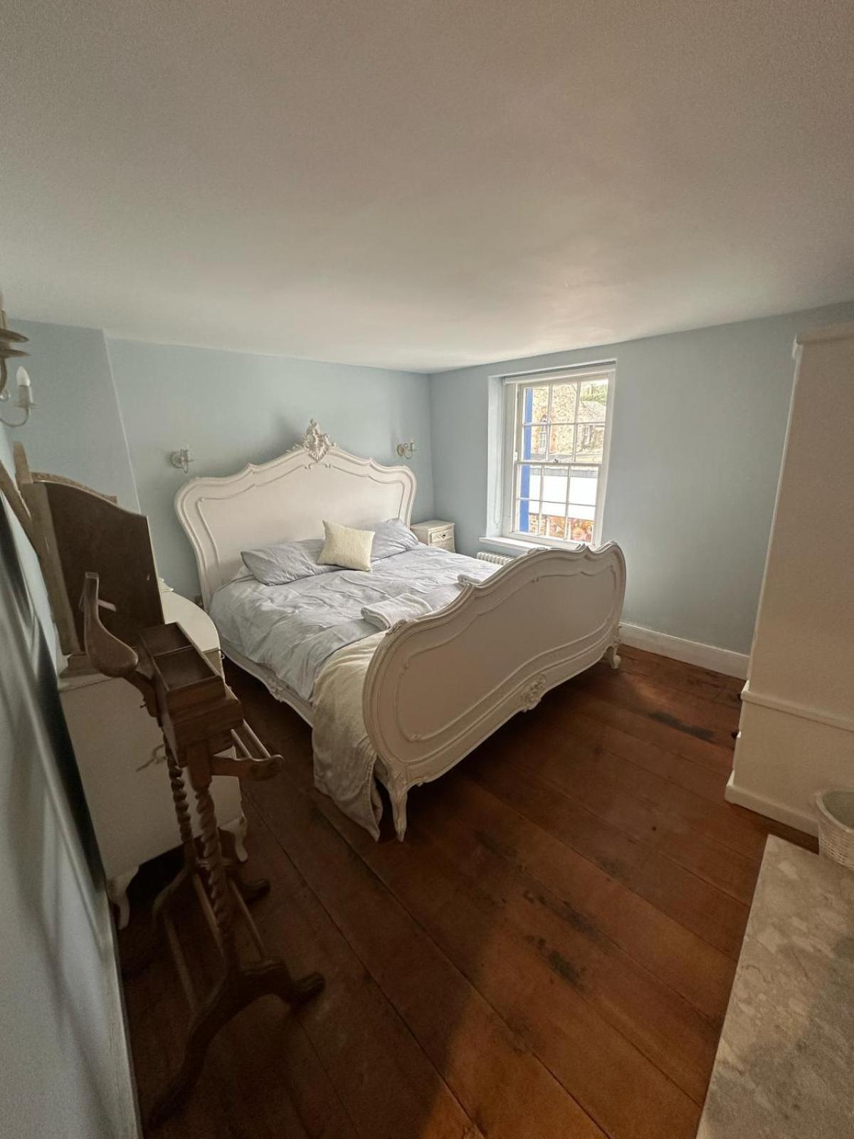 Little Monmouth 4 Bedroom Cottage, Old Town Lyme Regis, Dog Friendly And Parking Εξωτερικό φωτογραφία