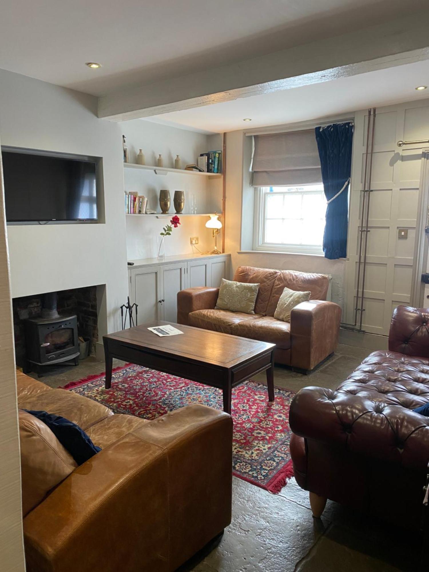 Little Monmouth 4 Bedroom Cottage, Old Town Lyme Regis, Dog Friendly And Parking Εξωτερικό φωτογραφία