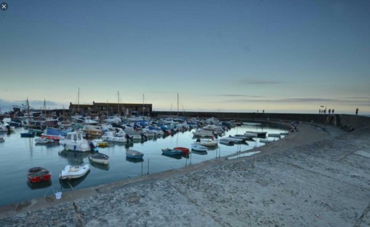 Little Monmouth 4 Bedroom Cottage, Old Town Lyme Regis, Dog Friendly And Parking Εξωτερικό φωτογραφία